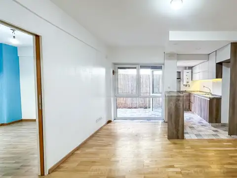 Av San Martin al 2100, entre Jose Maria Paz y España