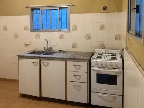 Valverde 600, Piso PB