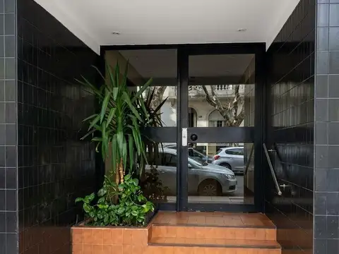 Departamento de 2 ambientes en Venta en con Patio en Cahcarita