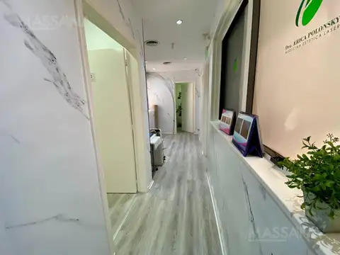 alquiler de consultorio / oficina- en Recoleta 5 ambientes