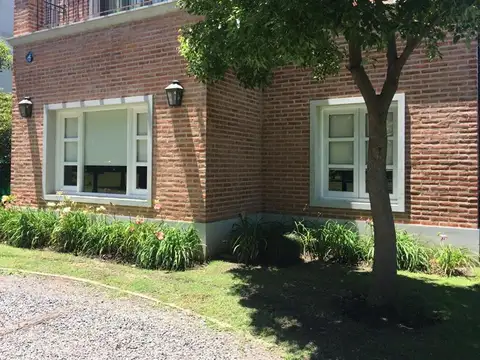 Casa en Venta en Las Cañuelas Club de Campo, USD 260.000