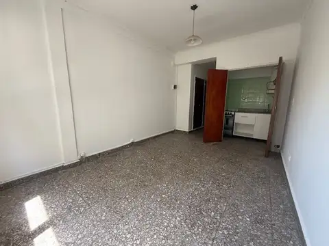 Depto Tipo Casa Monoambiente con 1 baño