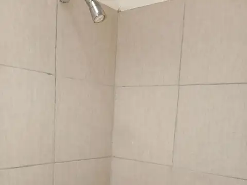 Mateo Echegaray 5100, Piso 0