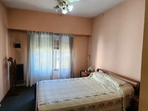 Casa en Alquiler en Castelar Norte, $ 1.400.000