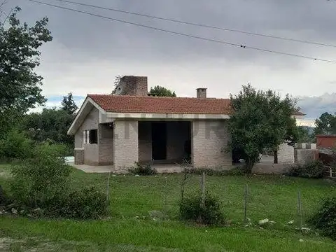 Casa Campo a la Venta con pileta en Cabalango