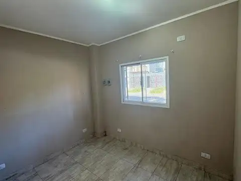 Depto Tipo Casa en Alquiler al Oeste