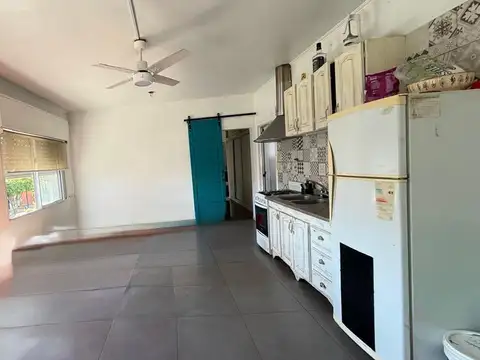 Depto 3 amb con terraza + local en venta Lanus