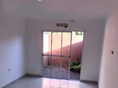 Departamento en Alquiler con 1 cocheras
