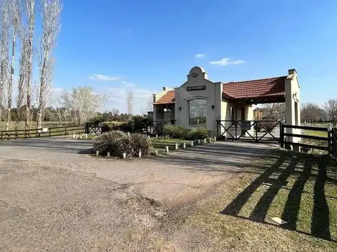 VJO. Venta lote en barrio Los Palenques, Manzanares