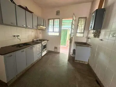 Departamento en Venta en Alberdi, USD 67.000