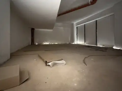 Ayacucho 2000, Piso 00