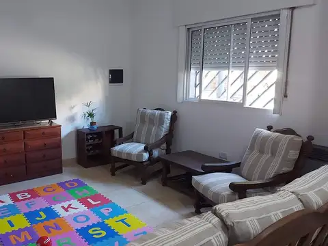 Depto Tipo Casa en Venta de 3 ambientes