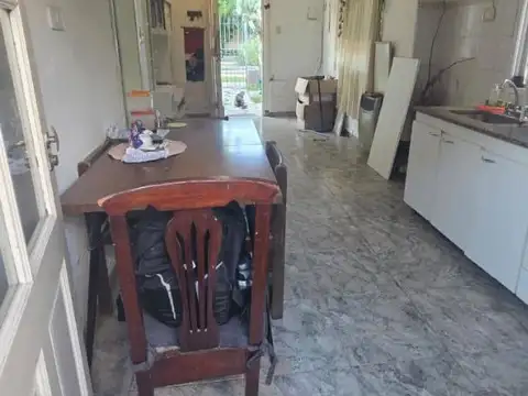 Depto Tipo Casa 4 ambientes con 1 baño