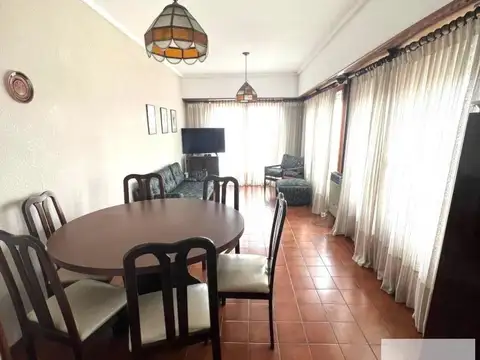 Departamento en venta - 1 Dormitorio 2 Baños - Miramar