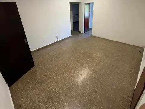 Alquiler Oficina / Vivienda 3 Ambientes en San Miguel Centro