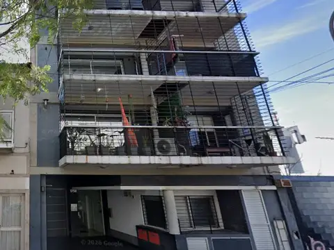 ALQUILER MONOAMBIENTE  AMUEBLADO CON BALCON CONTRAFRENTE