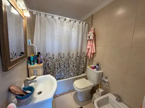 Departamento en venta sobre Lavalle y French