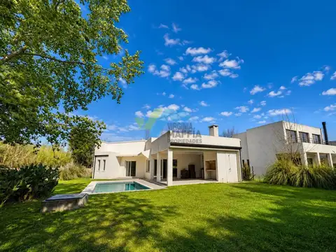 OPORTUNIDAD casa con pileta en una planta - Los Eucaliptos Haras Santa Maria