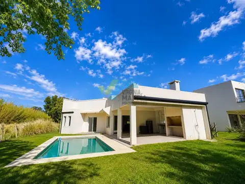 OPORTUNIDAD casa con pileta en una planta - Los Eucaliptos Haras Santa Maria