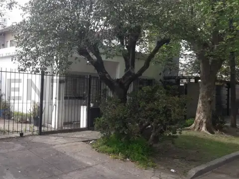 VENTA PH 3 AMBIENTES CASTELAR