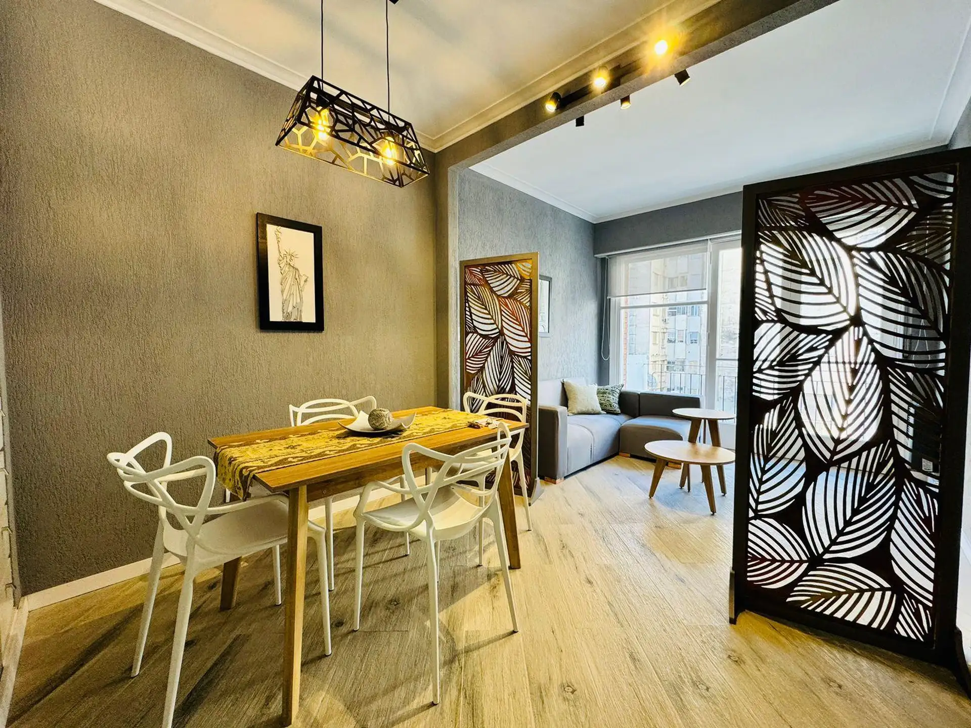 Departamento en Corrientes 1800 de dos ambientes con balcon