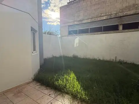 Departamento en Alquiler en General Paz, $ 780.000