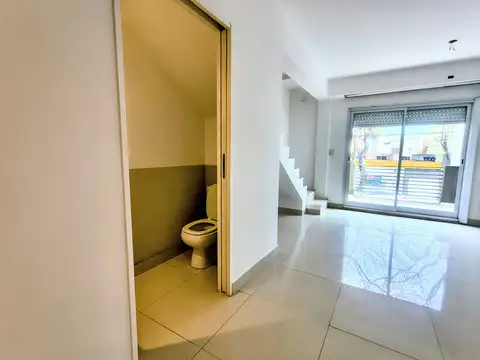 Depto 2 amb en Venta con patio Villa Pueyrredon