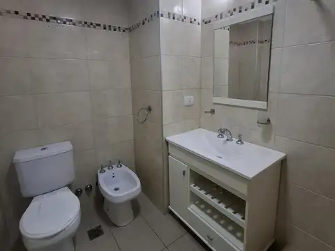 Departamento en Alquiler con 1 cocheras