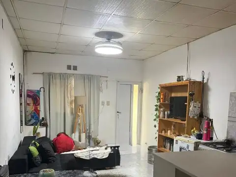Depto Tipo Casa en Venta de 2 ambientes