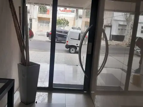 4 AMBIENTES CONTRAFRENTE  CON BALCON ATERRAZADO