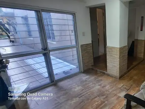 Depto Tipo Casa en Venta de 8 ambientes