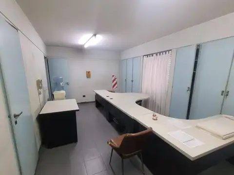 Oficina en Alquiler en Monte Grande, $ 650.000