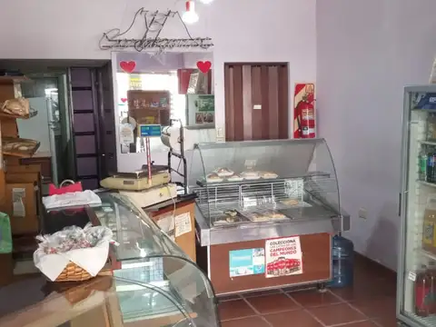 Local en Venta 40 años