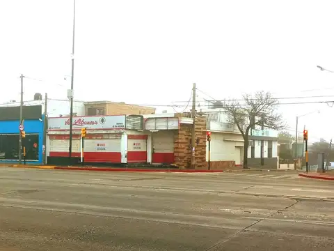 Avenida Amadeo Sabattini 2900