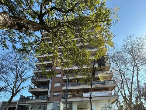 Cocheras cubiertas en alquiler