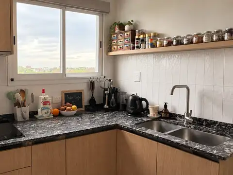 Excelente Departamento  Vista panorámica 3 amb con balcón y lavadero | PISO 5 | FLORIDA MITRE | Av. San Martín 3000