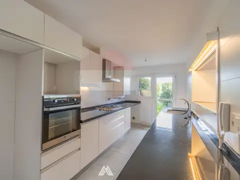 Departamento en Alquiler en Barra De Carrasco , USD 2.300