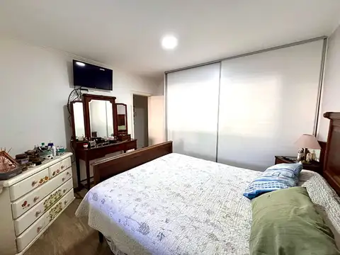 CASA EN VENTA LA PLATA