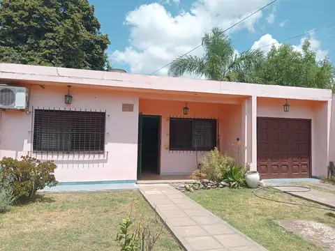 CASA EN VENTA EN JOSÈ C PAZ.