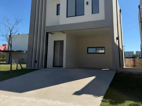 Excelente casa en el Aljibe - 4 ambientes