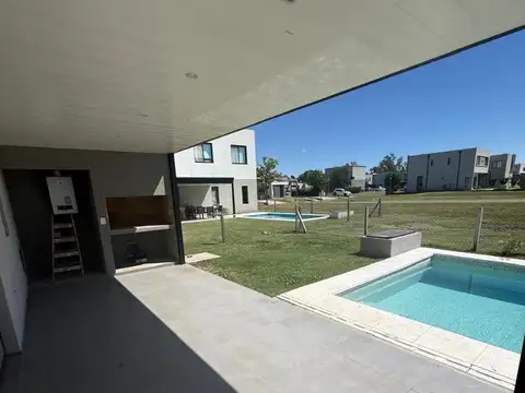 Mitre E Isla Belgrano