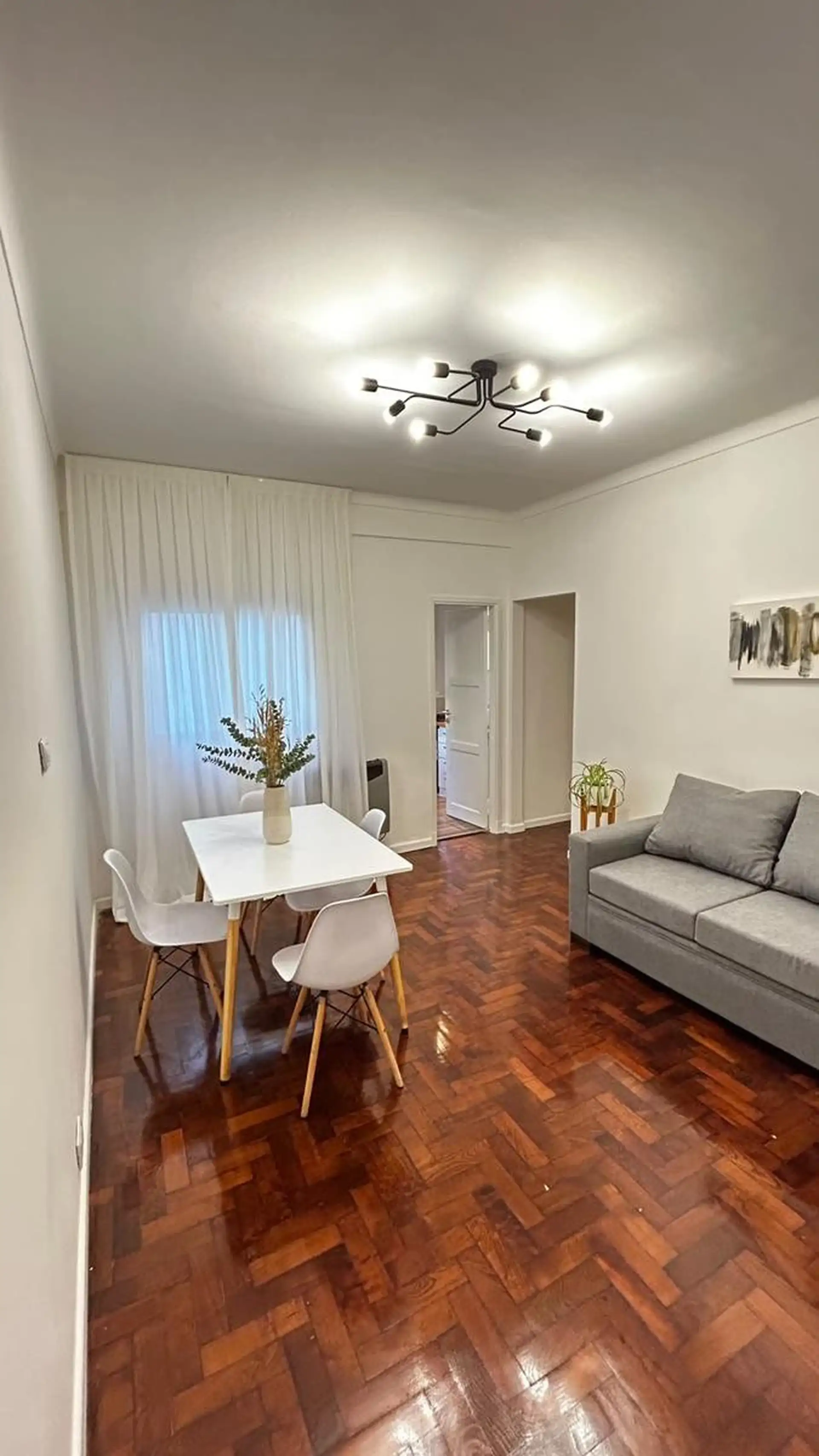 VENTA - Departamento 3 ambientes con dos baños a 150 metros del mar