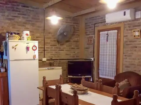 Casa 3 ambientes con 2 baños