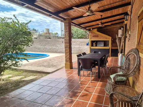 Venta Casa dos dormitorios en Pueblo Muñoz