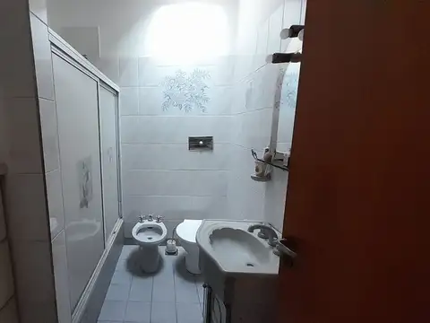 CASA 4 AMBIENTES EN VENTA EN GLEW