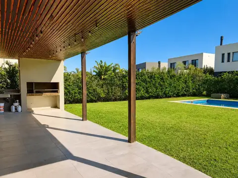 Casa en Venta en Puertos - Barrio Vistas, USD 325.000
