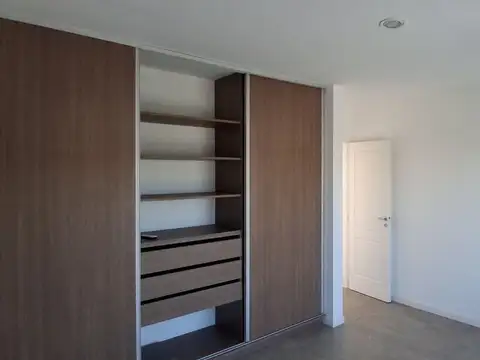 Av de los Lagos. Barrio Vistas, Puertos del Lago, Escobar, GBA Norte al 1600