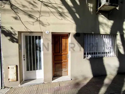 18 100, Piso 0