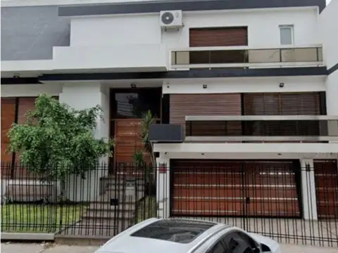 Casa en Devoto doble frente categoria