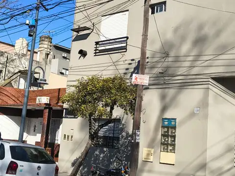 Depto Tipo Casa en Alquiler en Munro-Este, $ 670.000